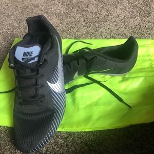 Nike Zoom rival M track cleat size 9.5 in excellent condition.